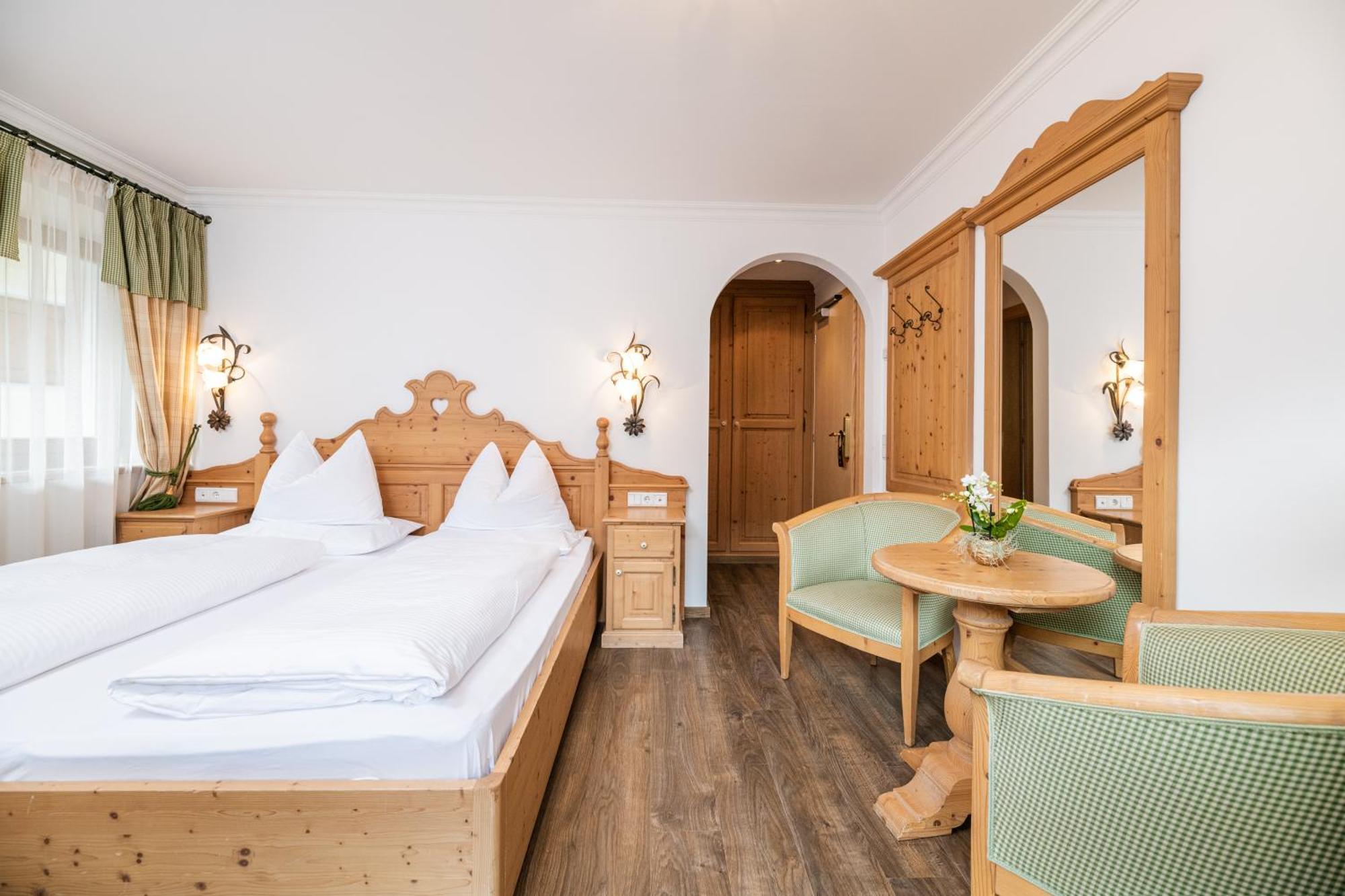 Hotel Lanerhof Active/Spa/Balance Сан-Лоренцо-ди-Себато Номер фото